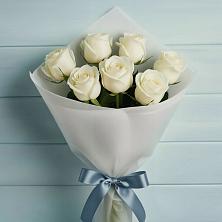 Букет 7 Белых роз Эдлесс Лав в Ширинский