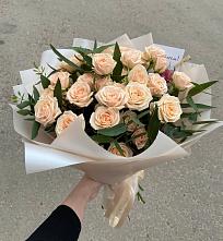 Букет Кремовые розы Латте в Ширинский