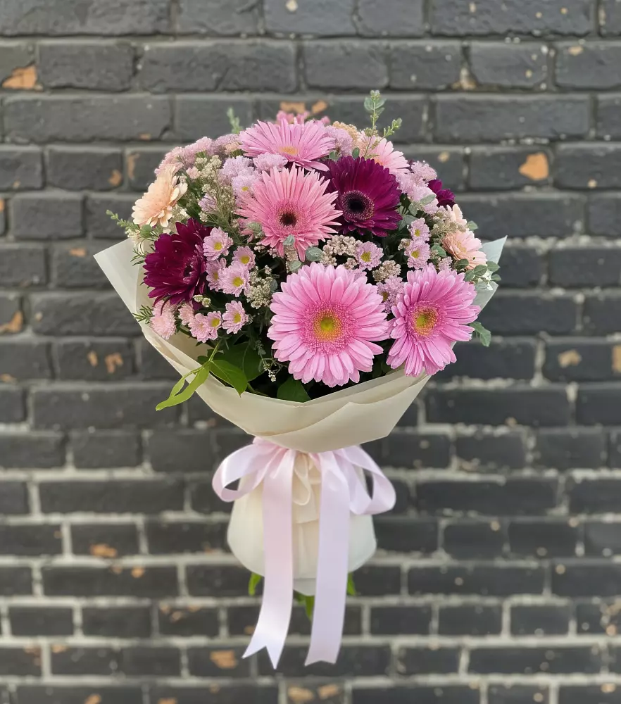 Букет цветов из: Герберы и Хризантемы в Ширинский