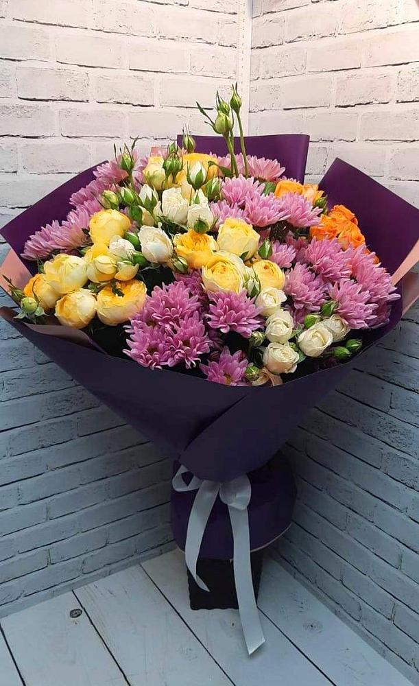 Букет цветов из: Хризантемы и Розы в Ширинский