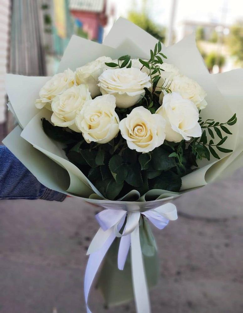 Букет Белые розы Проуд в Ширинский