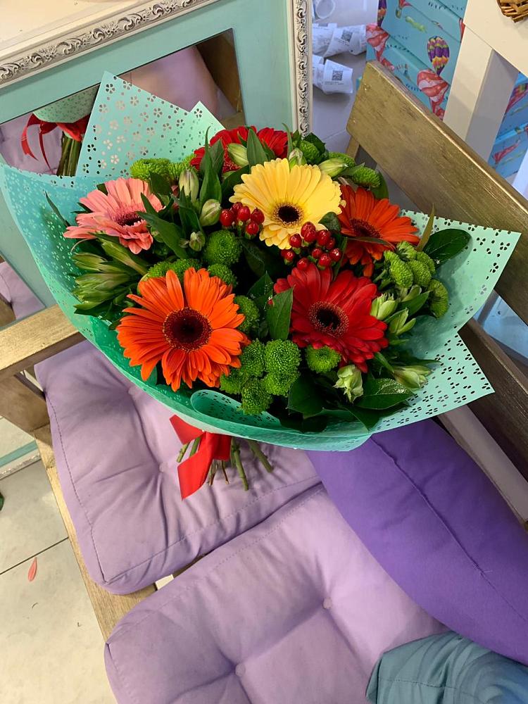 Букет цветов из: Герберы, Хризантемы и Альстромерии в Ширинский