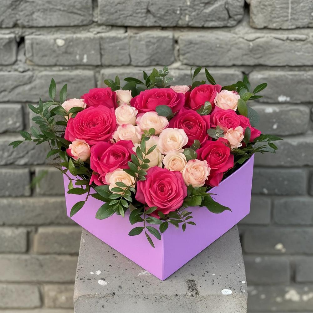Цветочная композиция из Розы в коробке в Ширинский