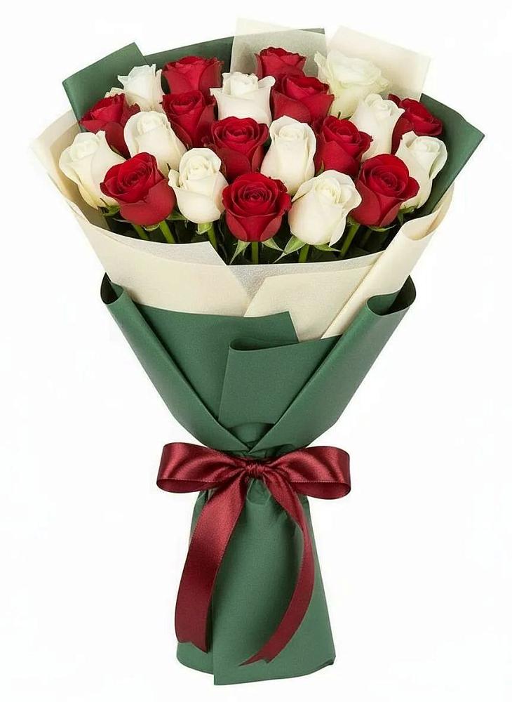 Букет Микс из красных и белых роз в Ширинский