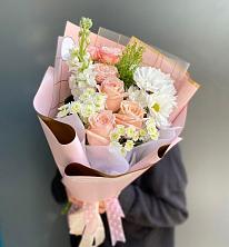 Букет цветов из:  Хризантемы и Розы в Ширинский