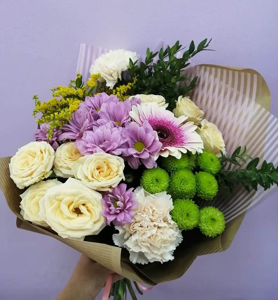 Букет цветов из: Хризантемы, Розы, Гвоздики и Герберы в Ширинский