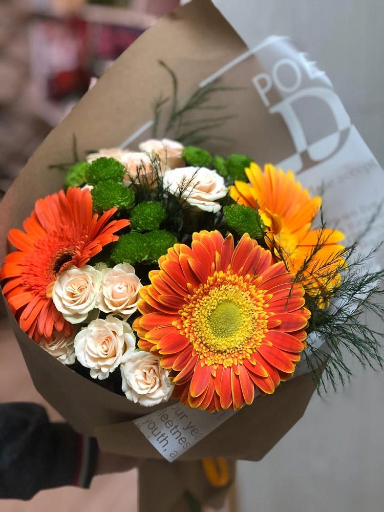 Букет цветов из: Герберы, Хризантемы и Розы в Ширинский