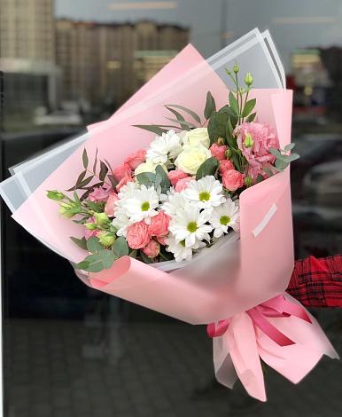 Букет цветов из: Розы, Лизиантусы и Хризантемы в Ширинский