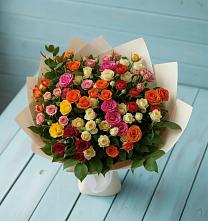 Букет Микс из разноцветных кустовых роз в Ширинский