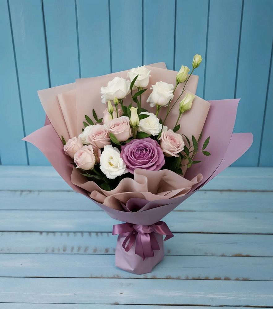 Букет цветов из: Розы и Лизиантусы в Ширинский